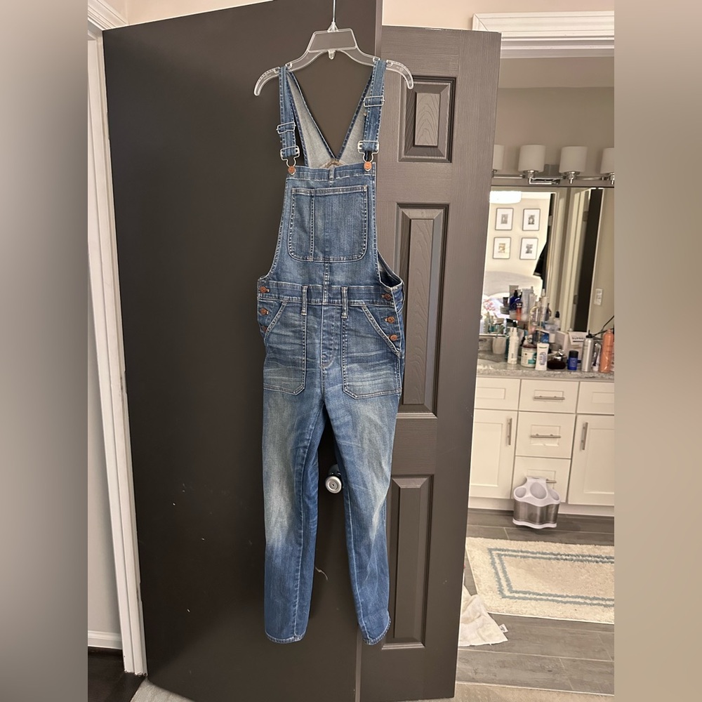 Madewell Overalls Medium